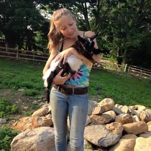 Meet your Posher, Emily